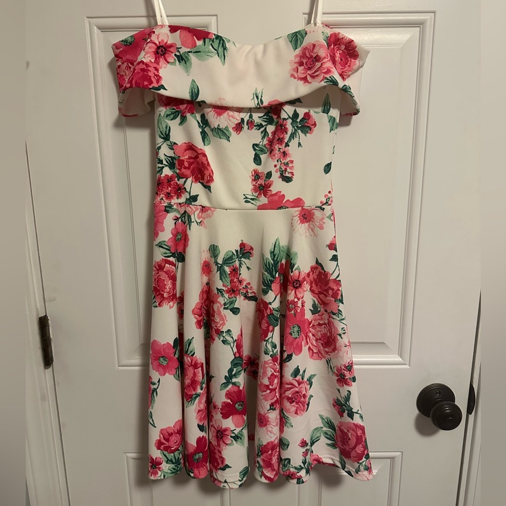 B. Darlin Off Shoulder Floral Dress
